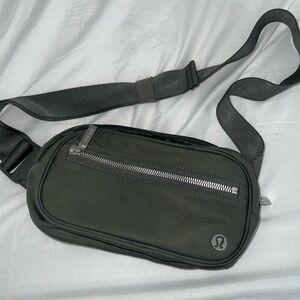 Lululemon Green/Grey Fanny Pack LIKE NEW
